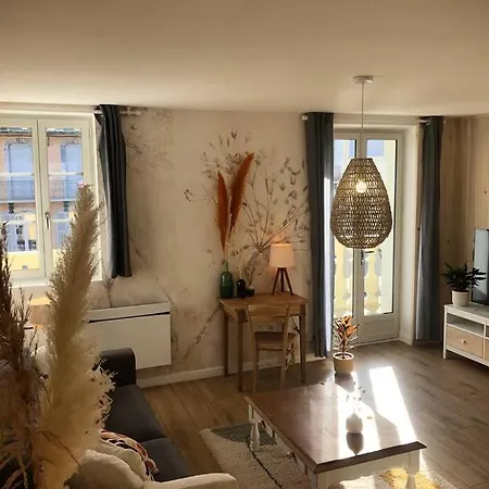 Le Neouvielle Apartment *